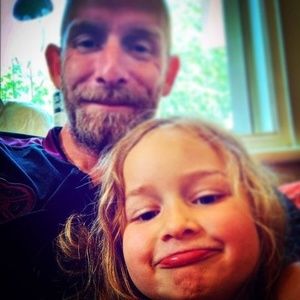 Meet your Posher, Stewart